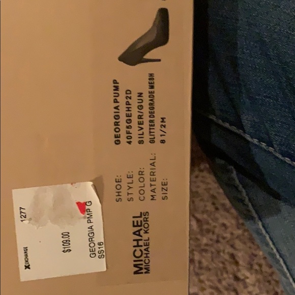 Authentic Michael Kors heels - Picture 4 of 4